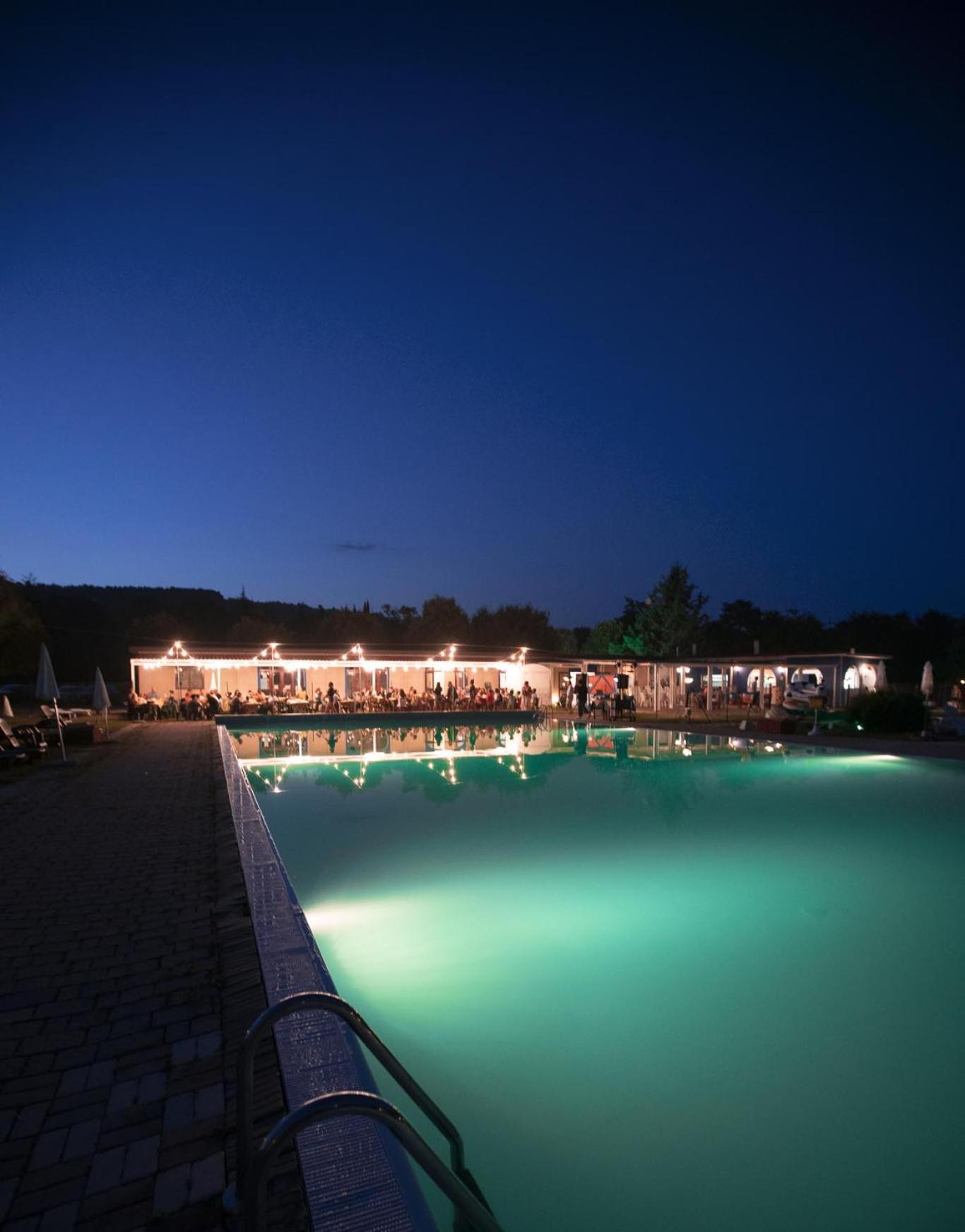 Centro Vacanze - Garden River Altidona Exterior photo